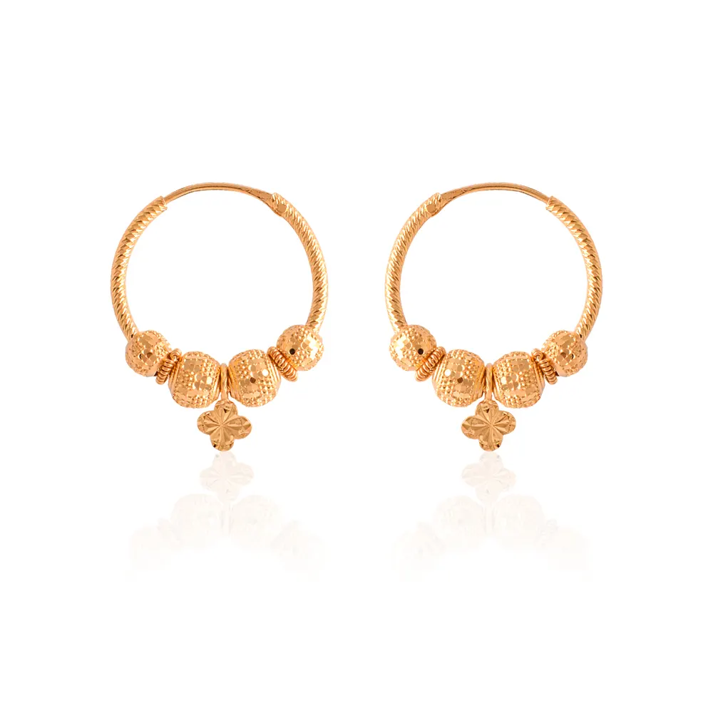 Ladies gold earring