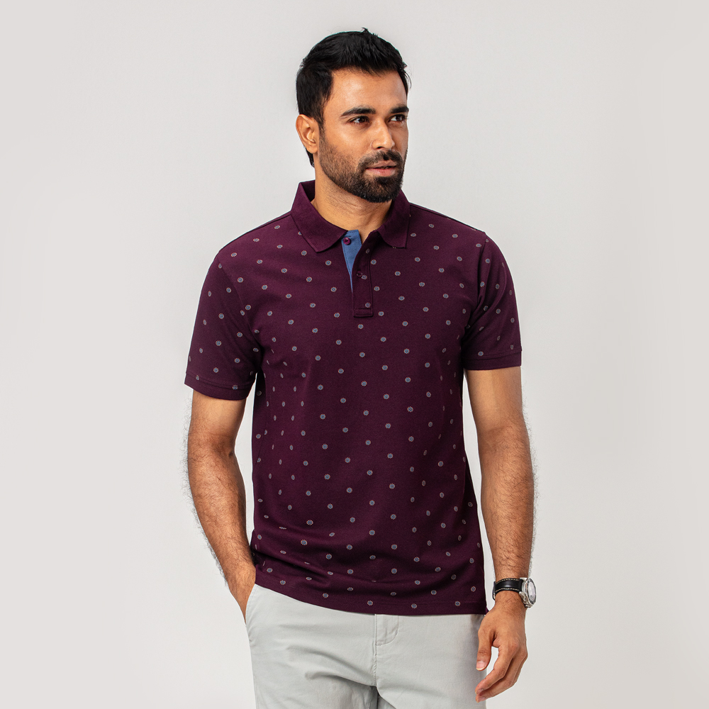 Men's Fashionable Hign Neck Zipper Jumper.